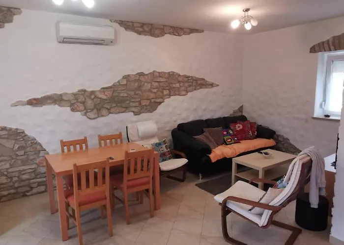 Ema & Marta Apartment